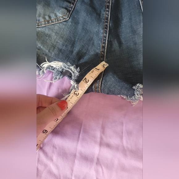 Charlotte Russe Refuge "Cheeky" Denim Shorts. Sz 8. 2.5" Inseam. #Distressed - Picture 6 of 7